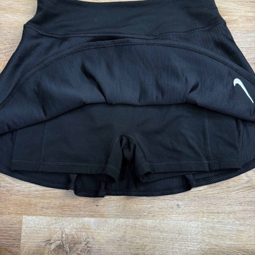 Nike Dri-FIT Ribbed Tennis Skort Women Medium Black Sporty Active - Picture 4 of 7